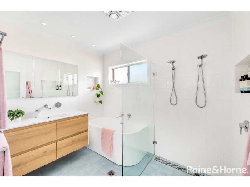 232 Kinghorne Street, Nowra NSW 2541