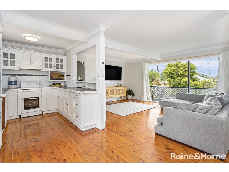 9 Mathews Street, Shoalhaven Heads NSW 2535