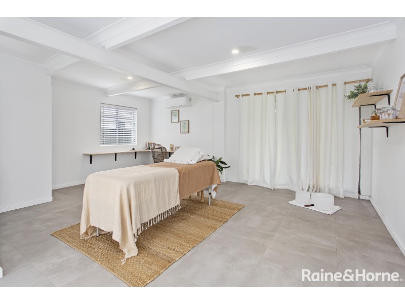 9 Mathews Street, Shoalhaven Heads NSW 2535