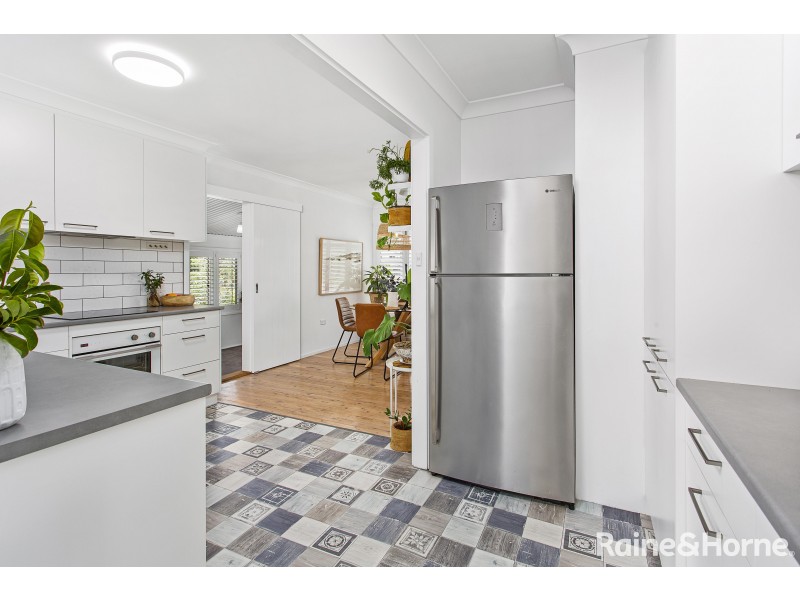 73 Golden Hill Avenue, Shoalhaven Heads NSW 2535