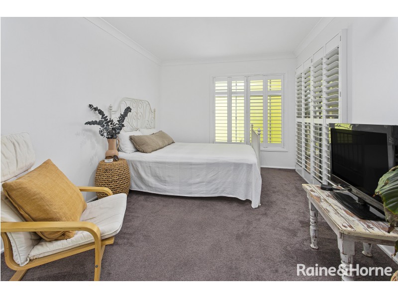 73 Golden Hill Avenue, Shoalhaven Heads NSW 2535