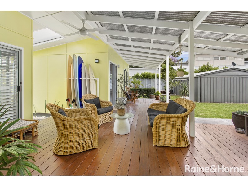 73 Golden Hill Avenue, Shoalhaven Heads NSW 2535