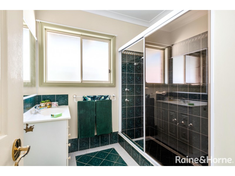 9/10 Ingestre Avenue, Shoalhaven Heads NSW 2535