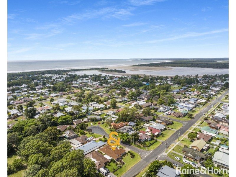 12 Golden Hill Avenue, Shoalhaven Heads NSW 2535