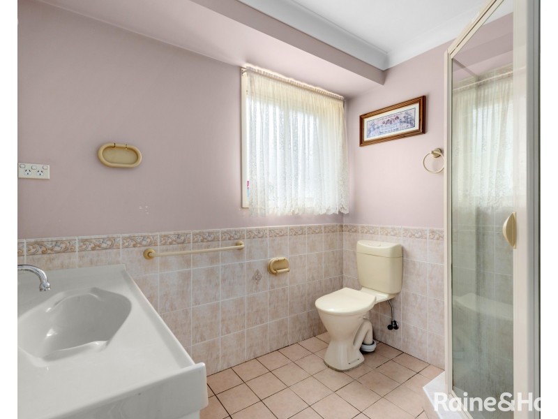 12 Golden Hill Avenue, Shoalhaven Heads NSW 2535