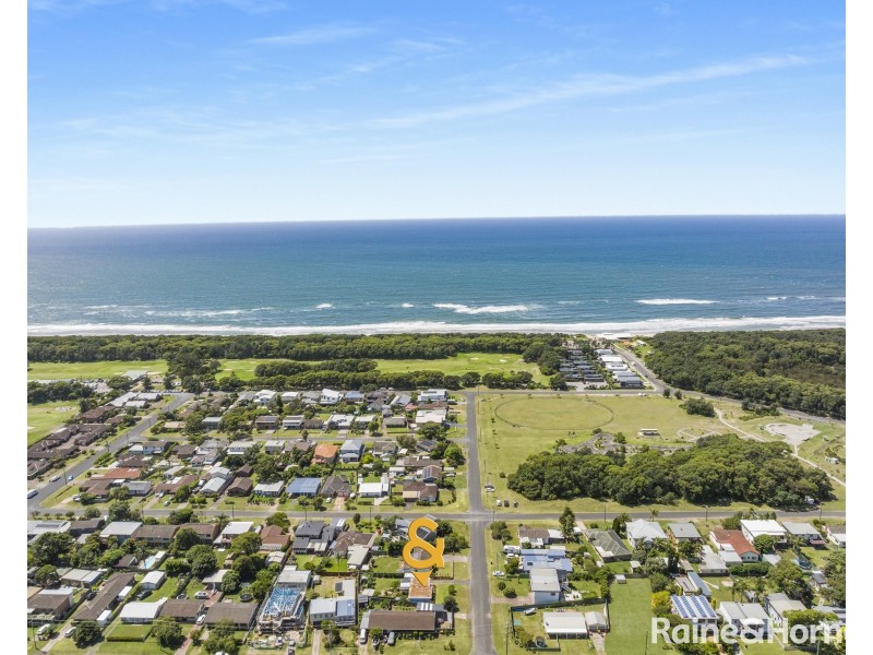 38 Wagin Street, Shoalhaven Heads NSW 2535