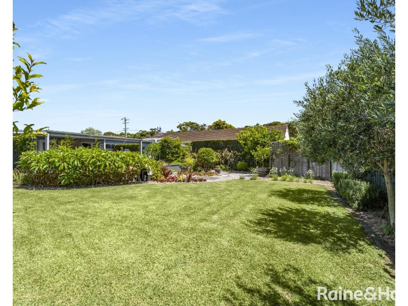 38 Wagin Street, Shoalhaven Heads NSW 2535