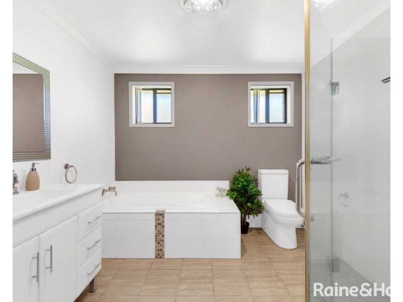 4 Gerroa Road, Shoalhaven Heads NSW 2535