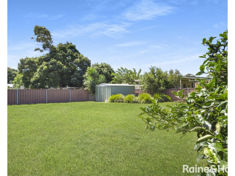 4 Gerroa Road, Shoalhaven Heads NSW 2535