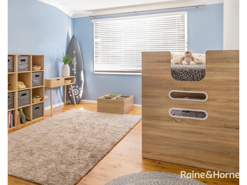 4 Ravenscliffe Road, Shoalhaven Heads NSW 2535