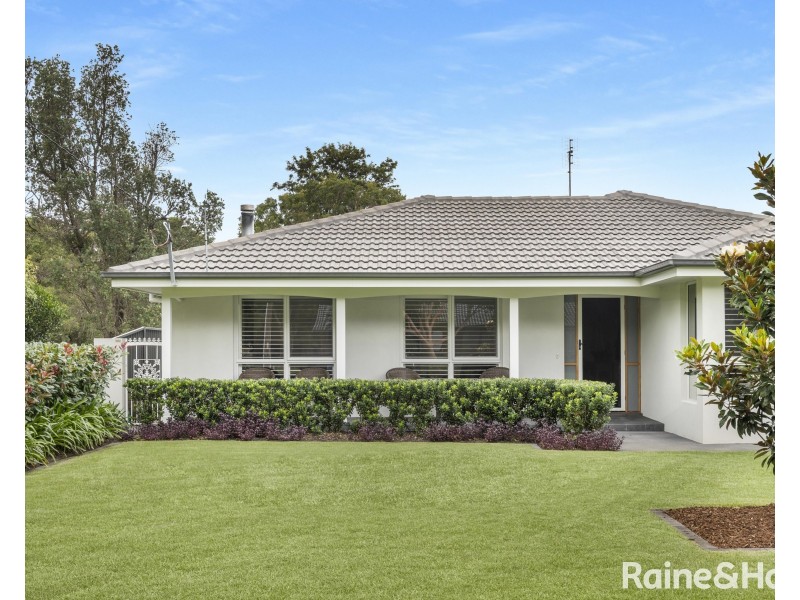 28 Lovegrove Street, Shoalhaven Heads NSW 2535