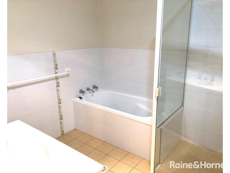 2/106 Jerry Bailey Road,, Shoalhaven Heads NSW 2535