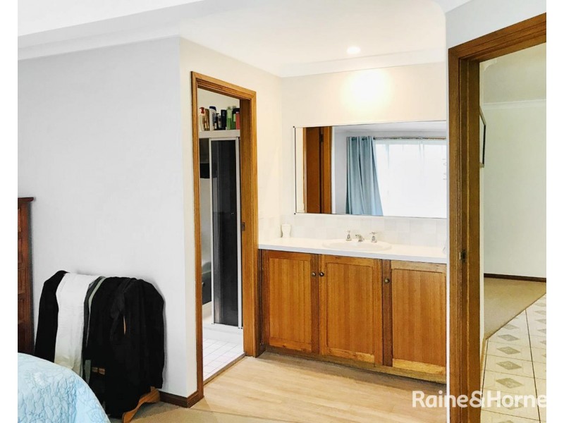 5 Gray Close, Shoalhaven Heads NSW 2535