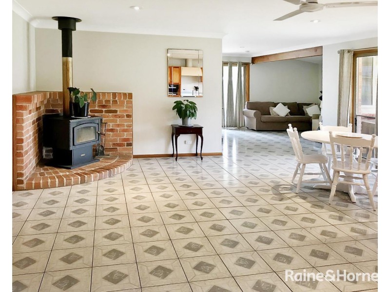 5 Gray Close, Shoalhaven Heads NSW 2535