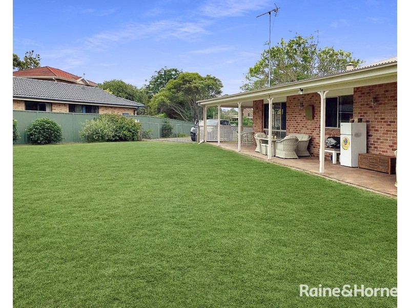 5 Gray Close, Shoalhaven Heads NSW 2535