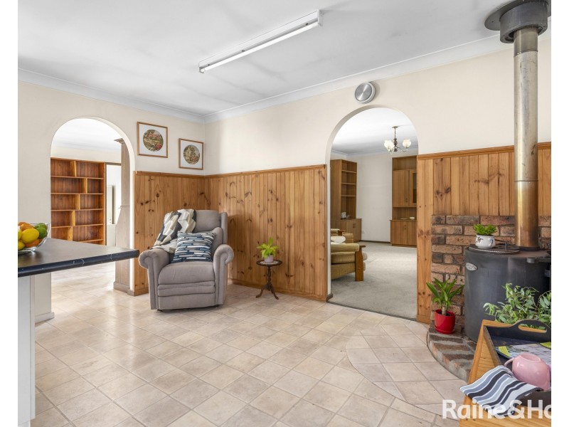 27 Amundsen Avenue, Shoalhaven Heads NSW 2535