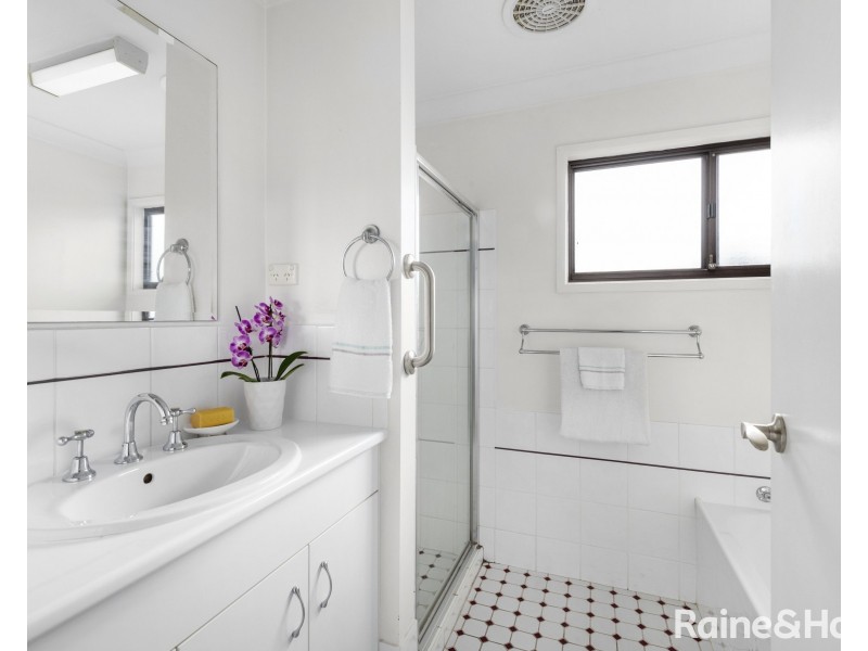 27 Amundsen Avenue, Shoalhaven Heads NSW 2535