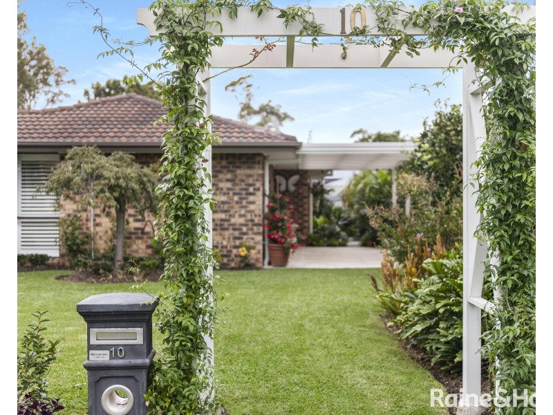 10 Golden Hill Avenue, Shoalhaven Heads NSW 2535