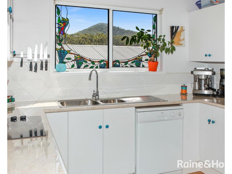 6 Bramall Road, Shoalhaven Heads NSW 2535