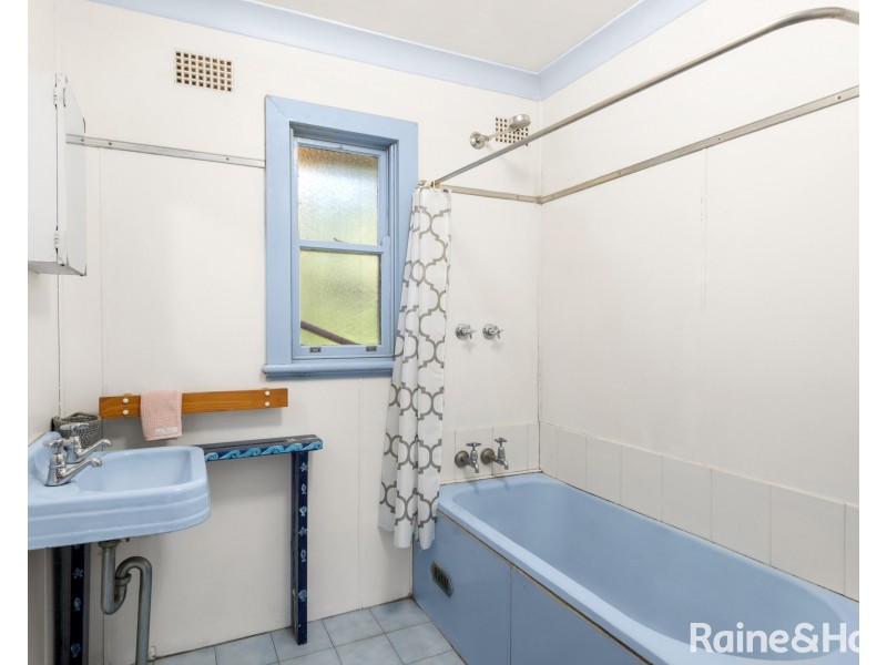 36 Jerry Bailey Road, Shoalhaven Heads NSW 2535