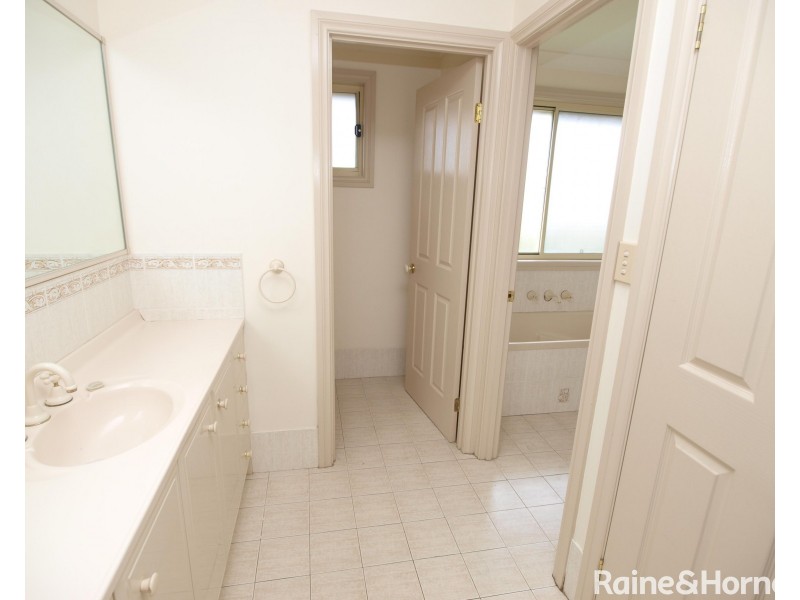 22 Lucas Street, North Nowra NSW 2541