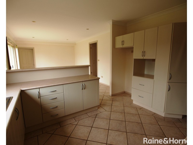 22 Lucas Street, North Nowra NSW 2541