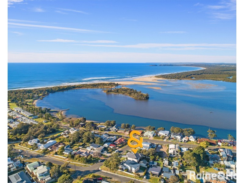 35 Bolt Street, Shoalhaven Heads NSW 2535