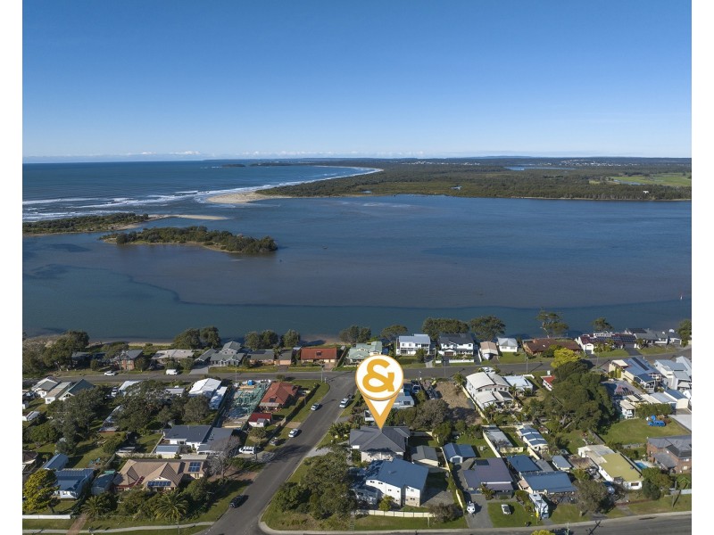 35 Bolt Street, Shoalhaven Heads NSW 2535
