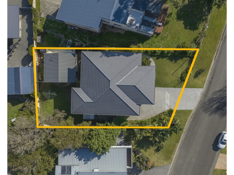 35 Bolt Street, Shoalhaven Heads NSW 2535