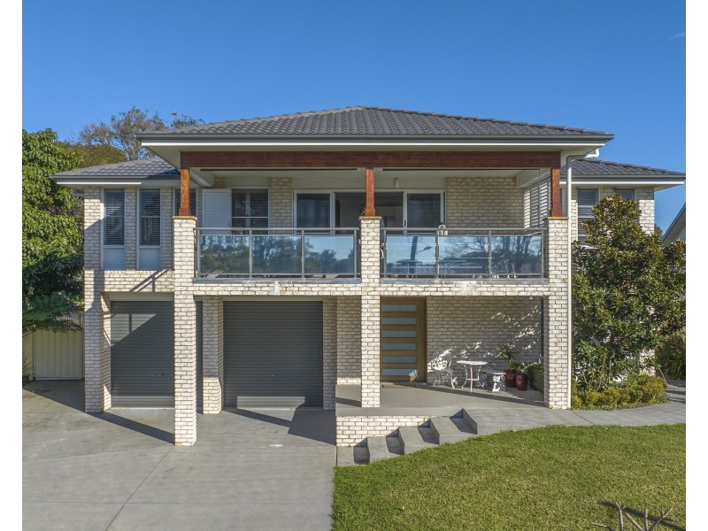 35 Bolt Street, Shoalhaven Heads NSW 2535