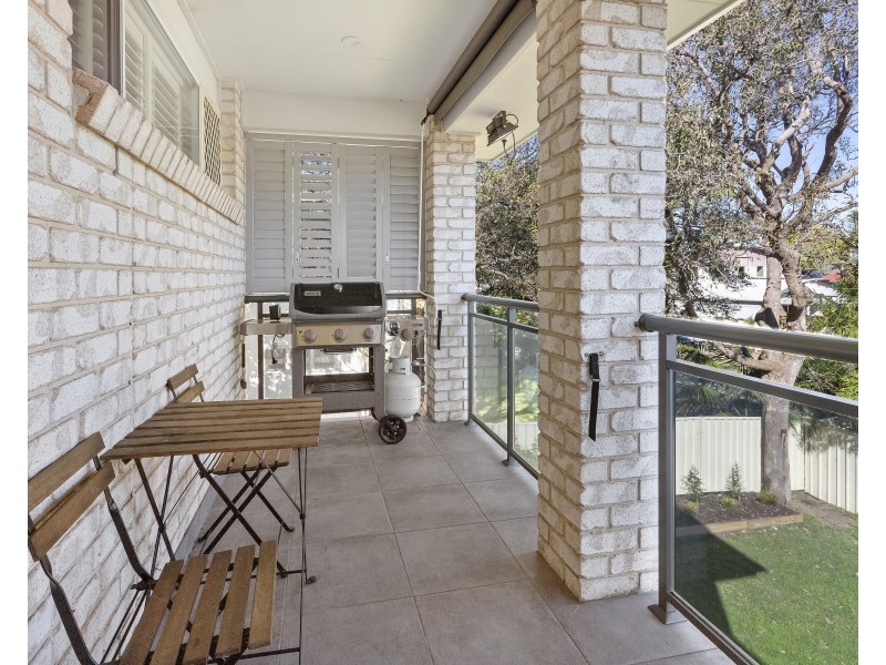 35 Bolt Street, Shoalhaven Heads NSW 2535