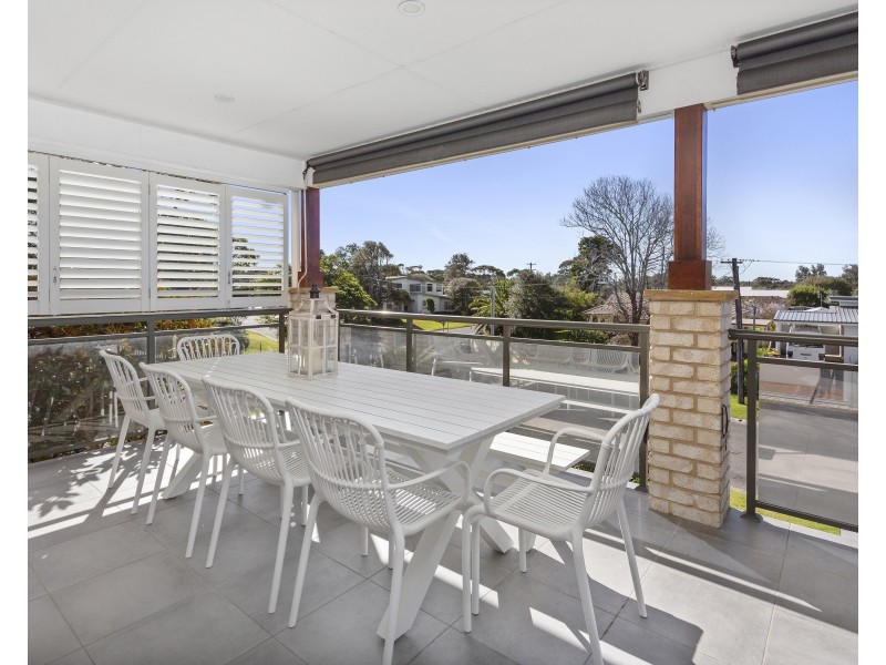 35 Bolt Street, Shoalhaven Heads NSW 2535