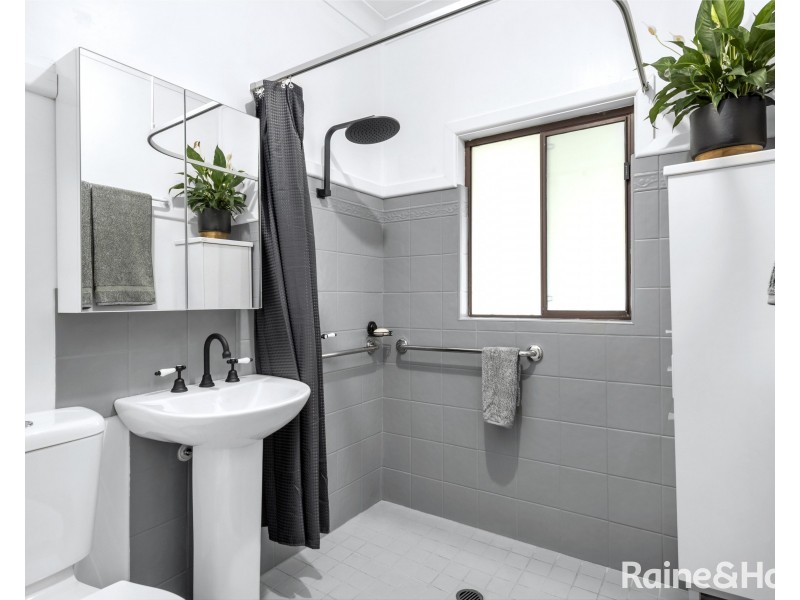 93 Jerry Bailey Road, Shoalhaven Heads NSW 2535