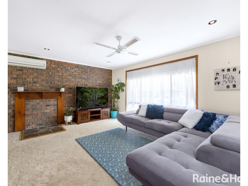 16 Amundsen Avenue, Shoalhaven Heads NSW 2535