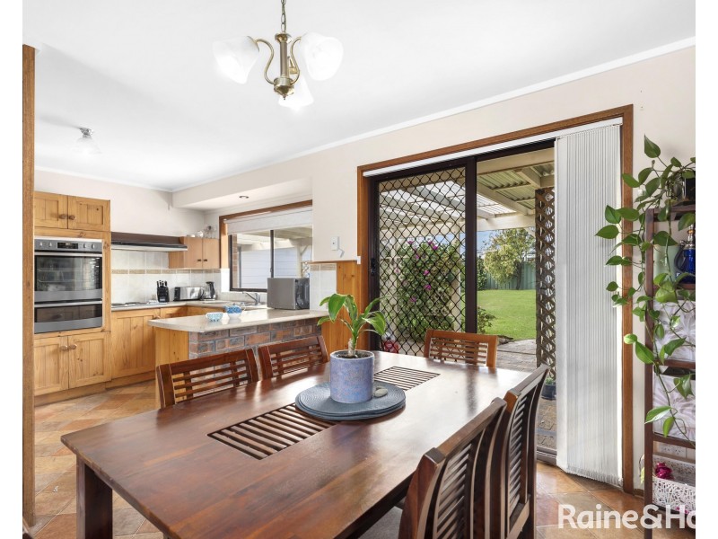 16 Amundsen Avenue, Shoalhaven Heads NSW 2535