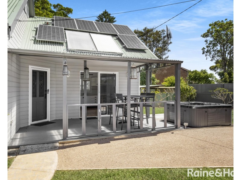 38 Renown Avenue, Shoalhaven Heads NSW 2535