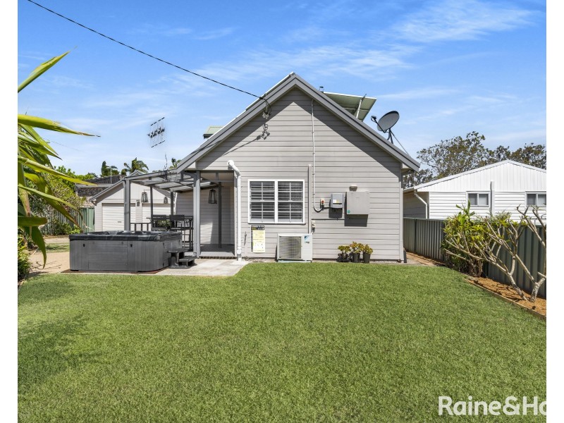 38 Renown Avenue, Shoalhaven Heads NSW 2535