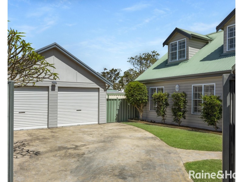 38 Renown Avenue, Shoalhaven Heads NSW 2535