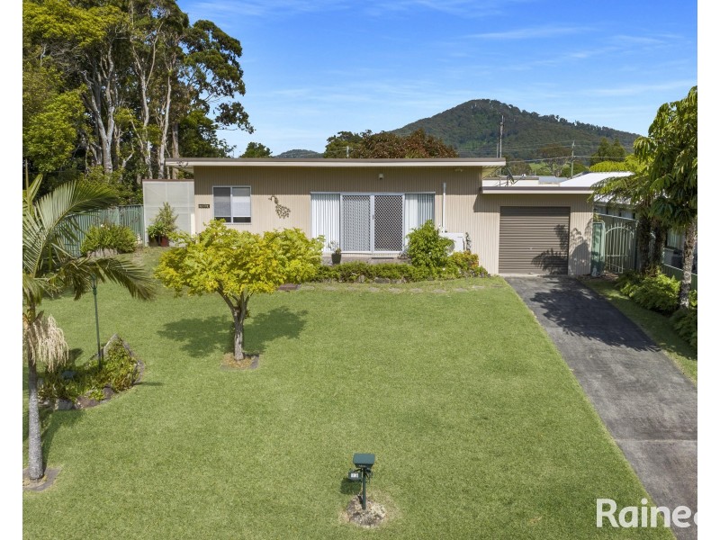 13 Bolt Street, Shoalhaven Heads NSW 2535