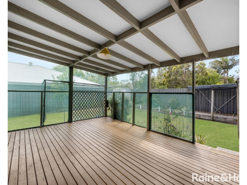 13 Renown Avenue, Shoalhaven Heads NSW 2535