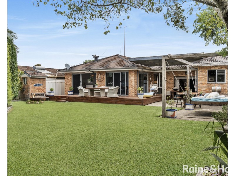 3 Mountain View Place, Shoalhaven Heads NSW 2535
