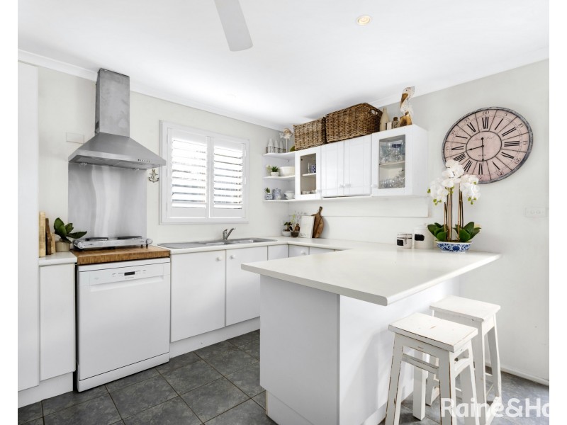 25 Aspinall Street, Shoalhaven Heads NSW 2535