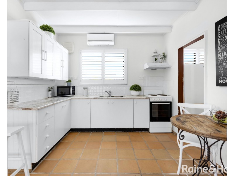 25 Aspinall Street, Shoalhaven Heads NSW 2535