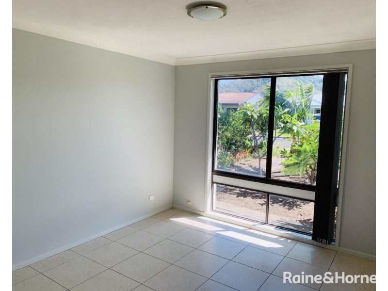 8 Meehan Avenue, Shoalhaven Heads NSW 2535