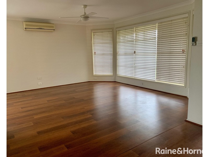 15 Oval Drive, Shoalhaven Heads NSW 2535