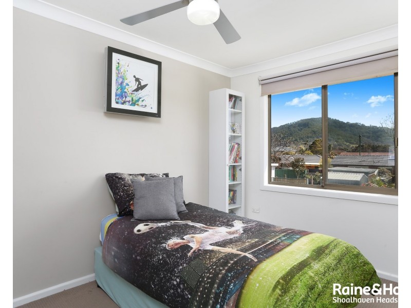 13 Oval Drive, Shoalhaven Heads NSW 2535