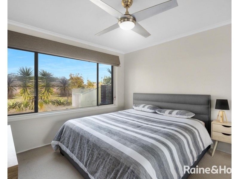9 Lovegrove Street, Shoalhaven Heads NSW 2535