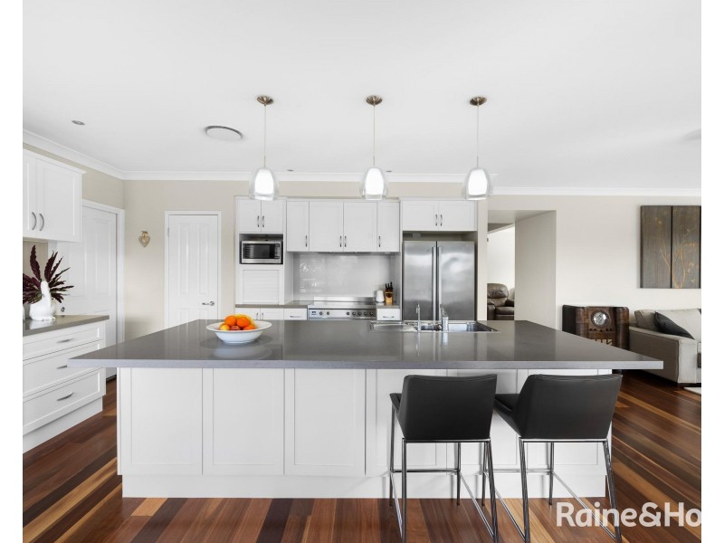 40 Mathews Street, Shoalhaven Heads NSW 2535