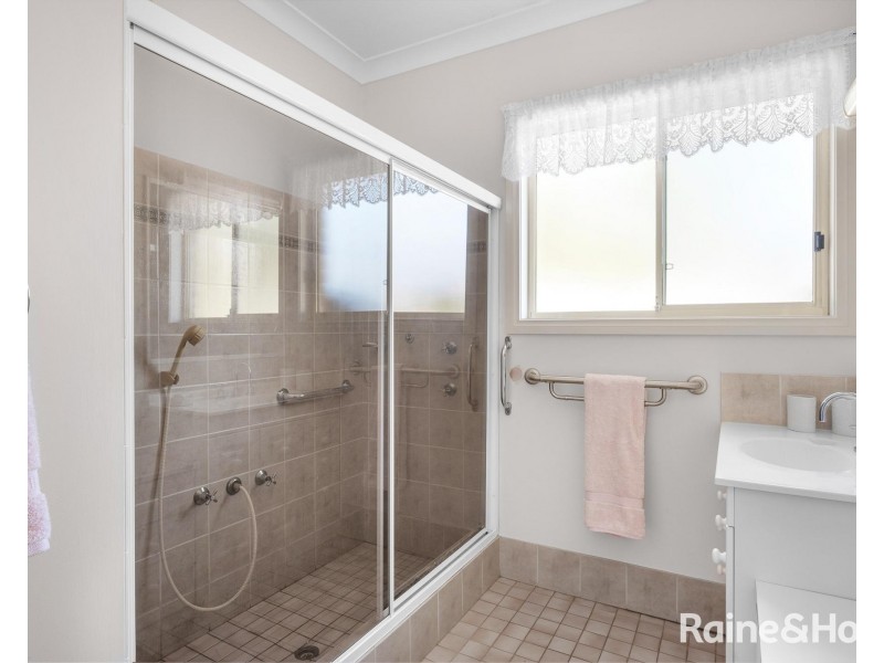 8/10 Ingestre Avenue, Shoalhaven Heads NSW 2535