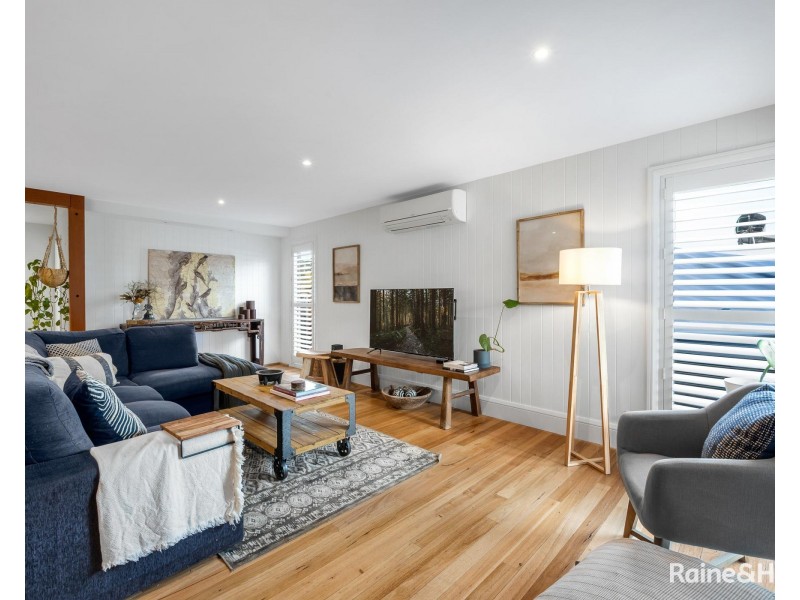 11 Heard Avenue, Shoalhaven Heads NSW 2535